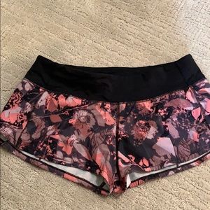 Lululemon speed up shorts 2.5" - size 6 - pink